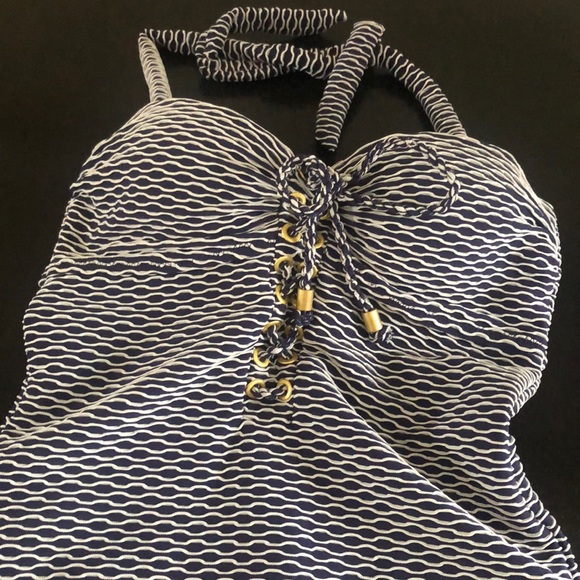 Gorgeous swimming suit! New!!! - Picture 1 of 14